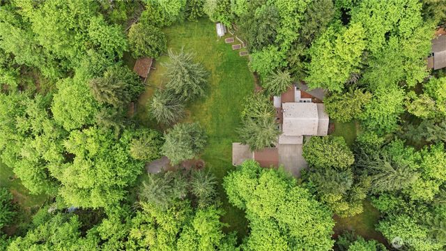 24214 SE 18th Place, Sammamish, WA 98075