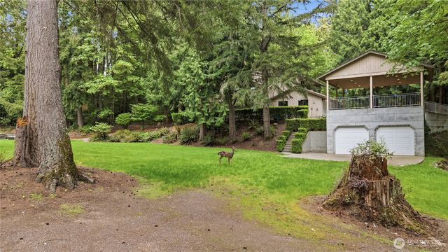 24214 SE 18th Place, Sammamish, WA 98075