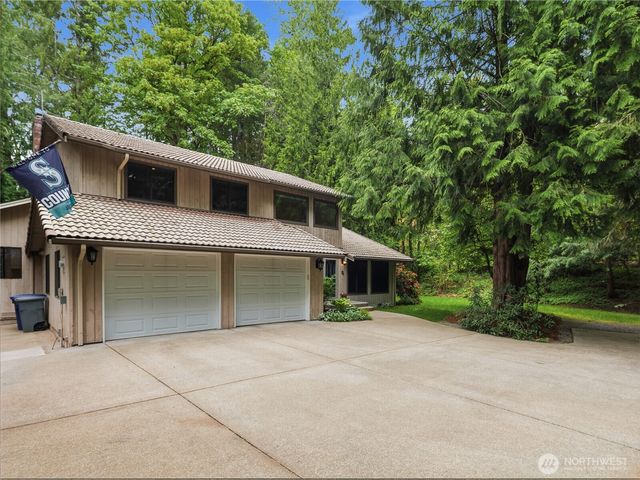 24214 SE 18th Place, Sammamish, WA 98075