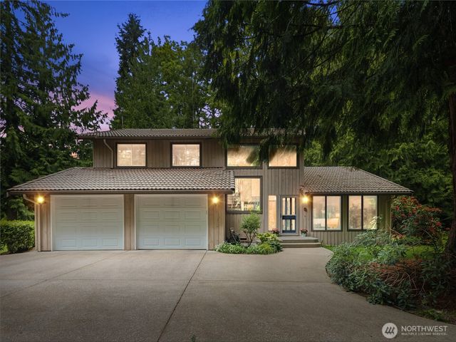 24214 SE 18th Place, Sammamish, WA 98075