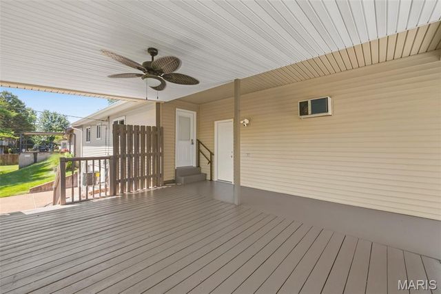 2207 Bentley Manor Drive, Fenton, MO 63026