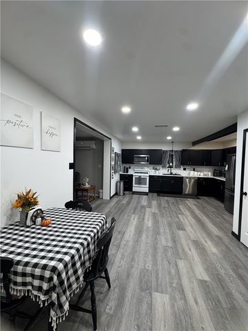 2672 W County Line, Jamestown, PA 16134