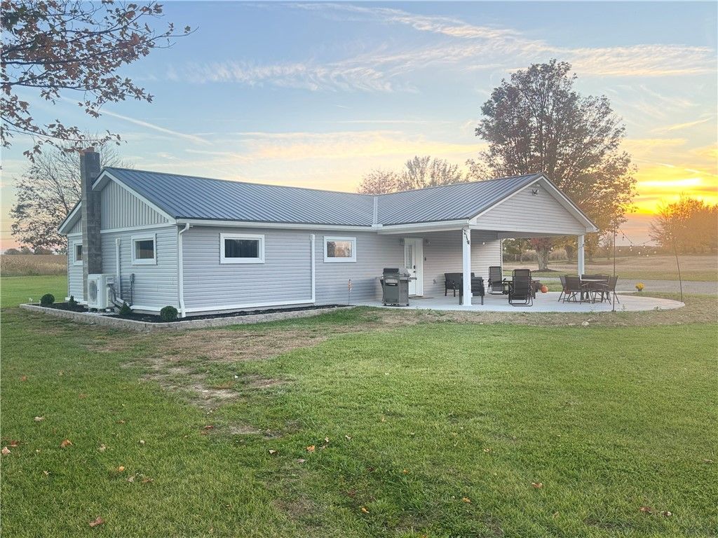 2672 W County Line, Jamestown, PA 16134