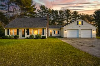 39 Mechanic St, Upton, MA 01568