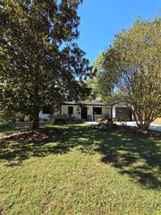 2785 Cypress Rd, Buchanan, TN 38222