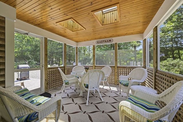 10 Circle Dr, Eastham, MA 02642