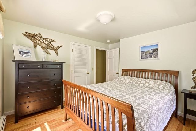 10 Circle Dr, Eastham, MA 02642