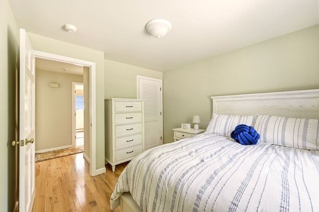 10 Circle Dr, Eastham, MA 02642
