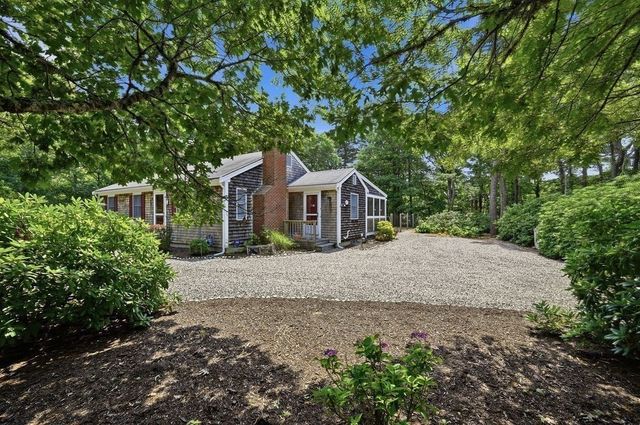 10 Circle Dr, Eastham, MA 02642