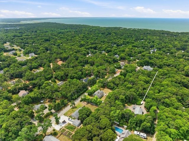 10 Circle Dr, Eastham, MA 02642