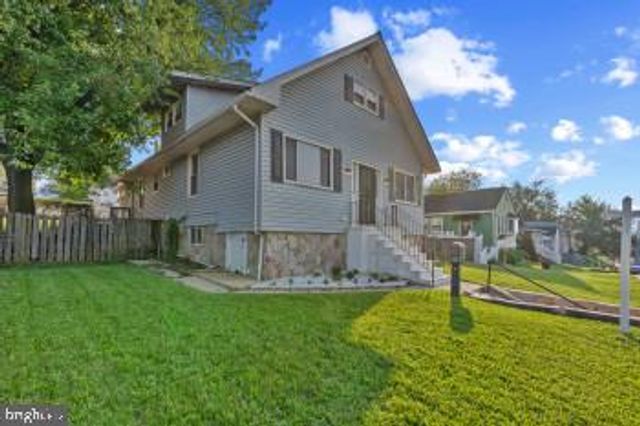 113 W EDGEVALE ROAD, Baltimore, MD 21225