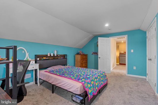 113 W EDGEVALE ROAD, Baltimore, MD 21225