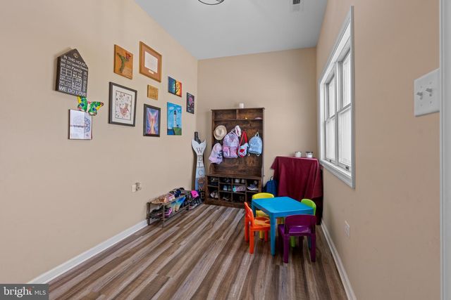113 W EDGEVALE ROAD, Baltimore, MD 21225