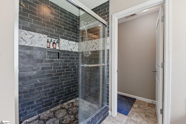 430 Peaksview Drive, Simpsonville, SC 29681