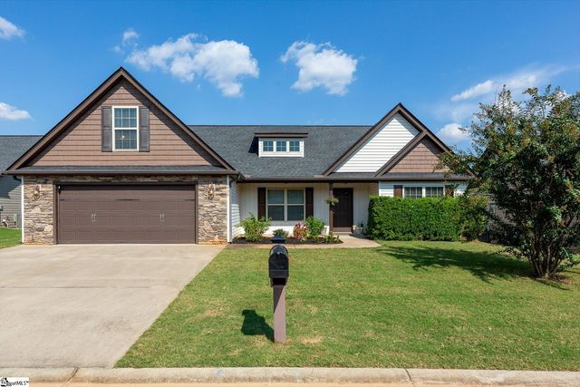 430 Peaksview Drive, Simpsonville, SC 29681