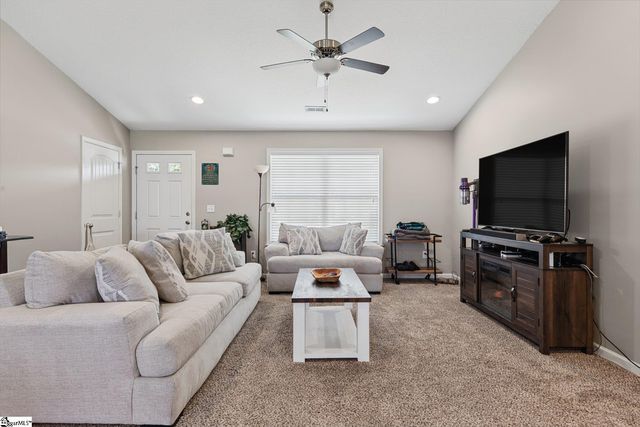 430 Peaksview Drive, Simpsonville, SC 29681