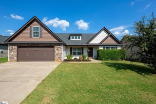 430 Peaksview Drive, Simpsonville, SC 29681