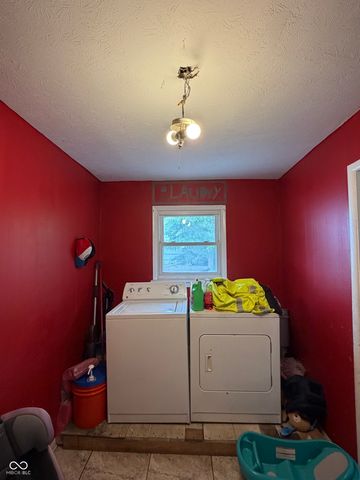 3715 Rockville Road, Indianapolis, IN 46222