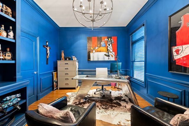 950 Gage Lane, Lake Forest, IL 60045