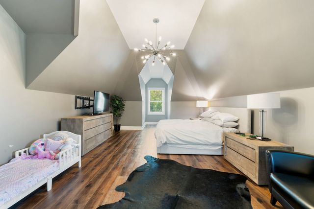 950 Gage Lane, Lake Forest, IL 60045