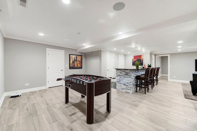 950 Gage Lane, Lake Forest, IL 60045