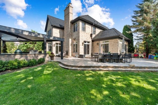 950 Gage Lane, Lake Forest, IL 60045