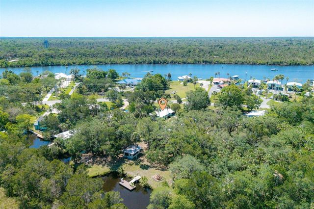 10709 W HALLS RIVER ROAD, Homosassa, FL 34448