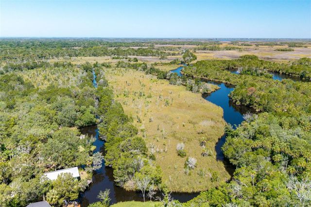 10709 W HALLS RIVER ROAD, Homosassa, FL 34448