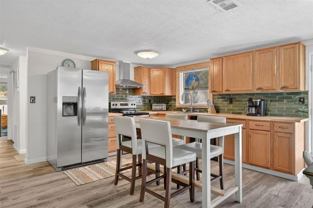 10709 W HALLS RIVER ROAD, Homosassa, FL 34448