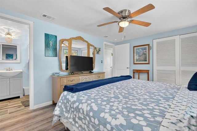 10709 W HALLS RIVER ROAD, Homosassa, FL 34448