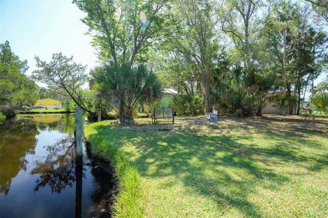 10709 W HALLS RIVER ROAD, Homosassa, FL 34448