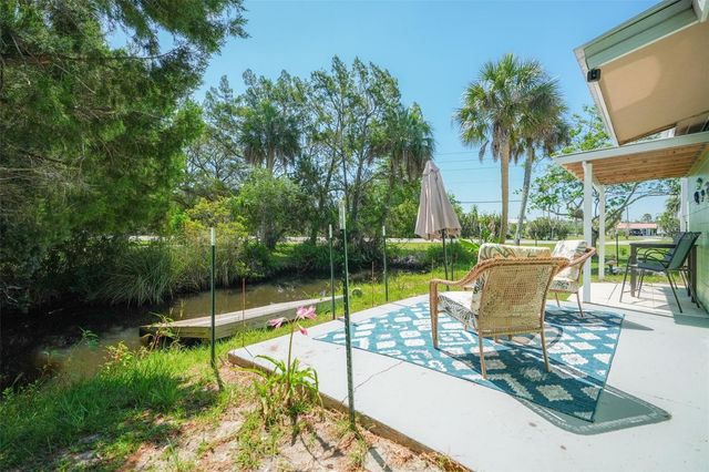 10709 W HALLS RIVER ROAD, Homosassa, FL 34448