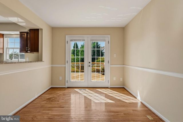 14063 WINDING RIDGE LN, Centreville, VA 20121
