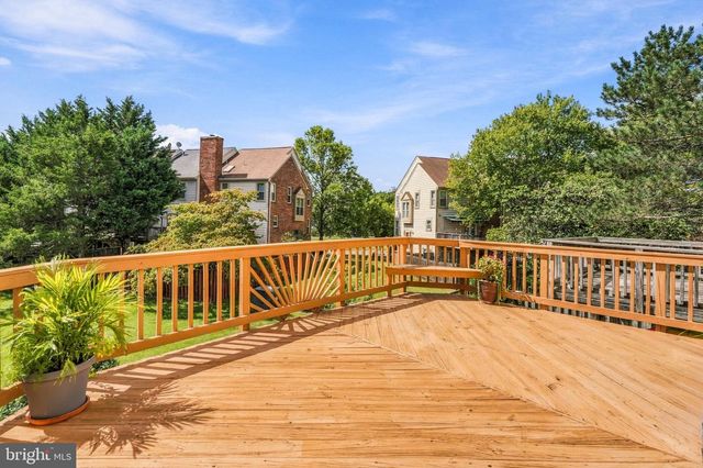 14063 WINDING RIDGE LN, Centreville, VA 20121
