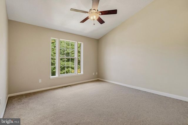 14063 WINDING RIDGE LN, Centreville, VA 20121