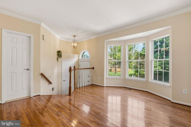 14063 WINDING RIDGE LN, Centreville, VA 20121