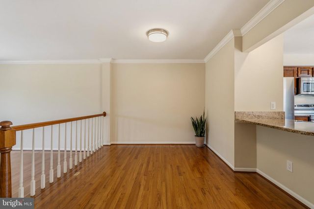 14063 WINDING RIDGE LN, Centreville, VA 20121
