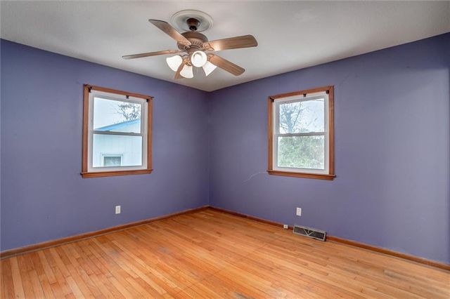 305 Wisconsin Street, Excelsior Springs, MO 64024