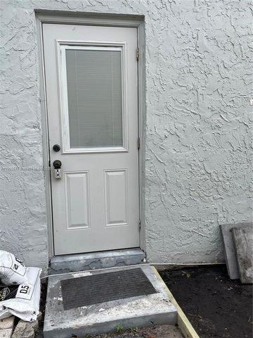 11940 NW 29th St, Sunrise, FL 33323