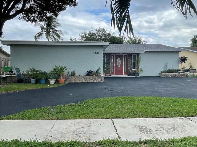 11940 NW 29th St, Sunrise, FL 33323