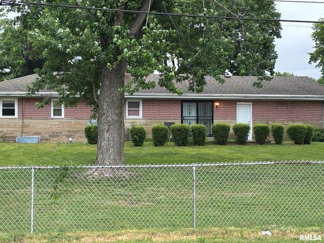 1212 Ivywood Drive, Springfield, IL 62704