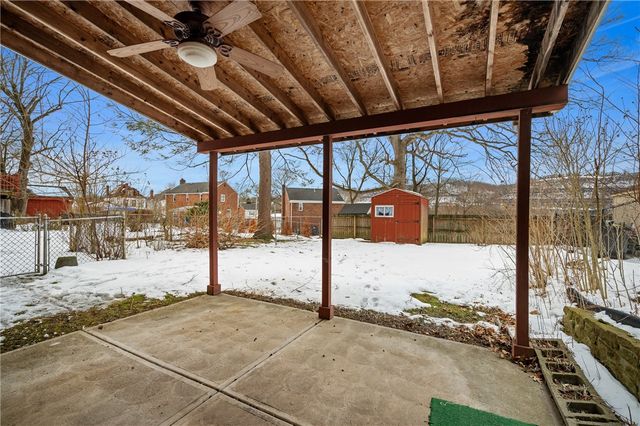 765 4th St, Oakmont, PA 15139