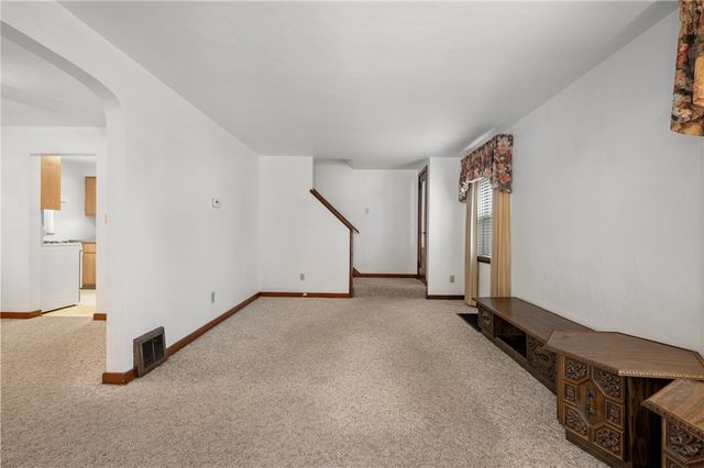 765 4th St, Oakmont, PA 15139