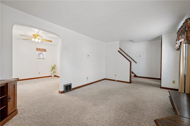 765 4th St, Oakmont, PA 15139