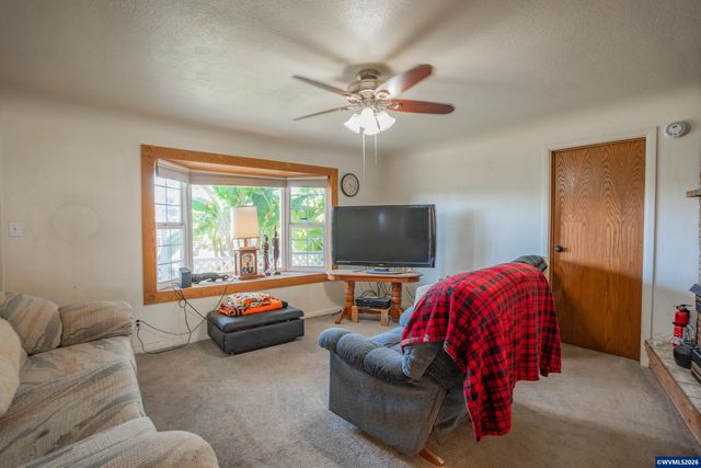 31146 Willoway Dr SW, Albany, OR 97321