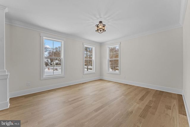 17 HICKORY LN, Malvern, PA 19355