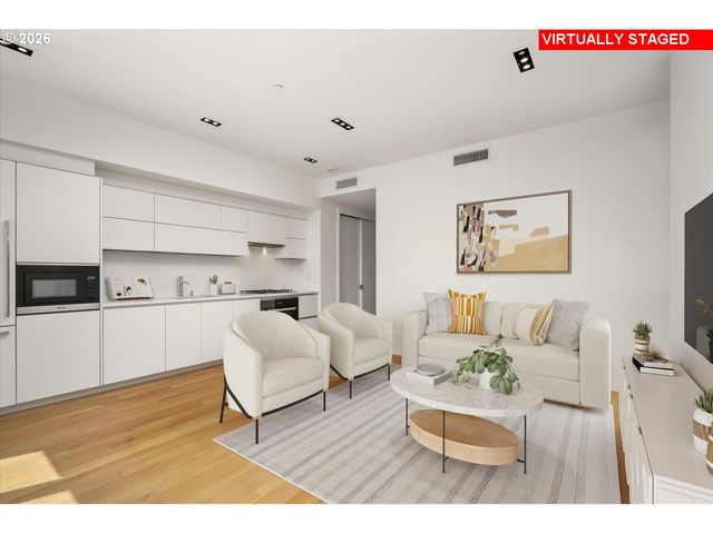 1075 Nw NORTHRUP St 421, Portland, OR 97209