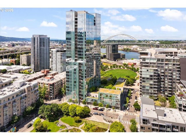 1075 Nw NORTHRUP St 421, Portland, OR 97209