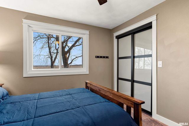 21184 ALLENTOWN Road, Pekin, IL 61554