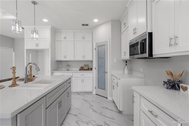 228 Merida Drive, Donna, TX 78537